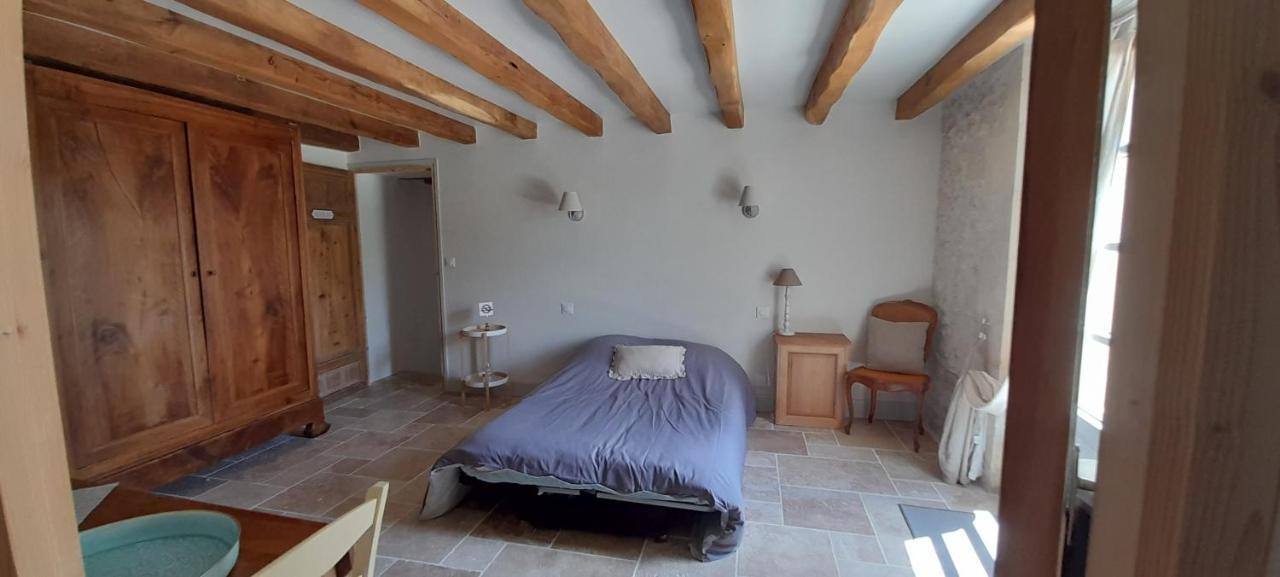 Suite De Charme Dans Une Maison Charentaise Cozes Eksteriør bilde